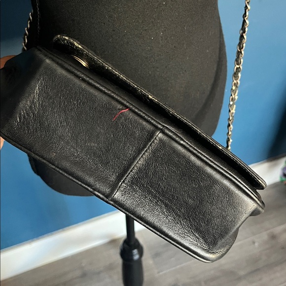 Inspired Leather Crossbody Bag - Picture 9 of 10